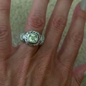 COPY - Beautiful light greenish yellow and clear gem stones in a silver metal. …